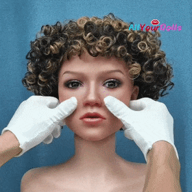 Expressive Face-Wink Eyes+Pinchable Cheeks