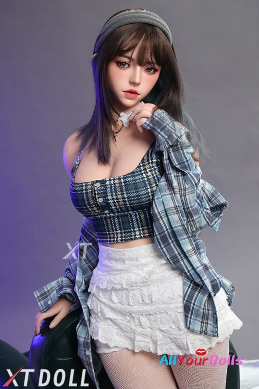 Lifelike Silicone Sex Doll