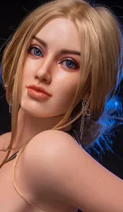 Leila1