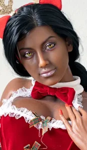 Leila2