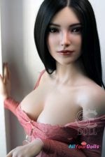 Living Silicone Sex Doll