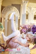 Lovely Sex Doll