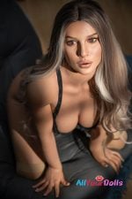 Realistic Sex Doll