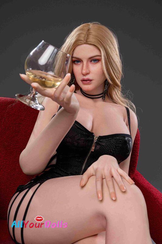 Lifelike Sex Doll