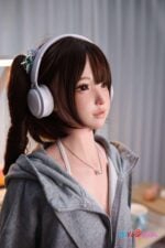 Asian Sex Doll