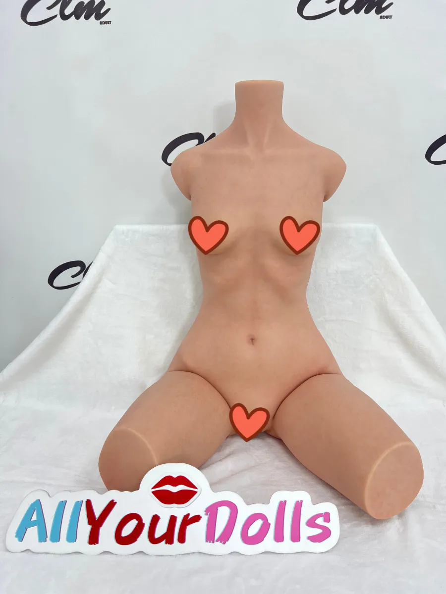 AllYourDolls Pre-shipping Quality Check 4