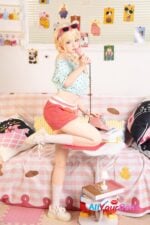 Petite Sex Doll